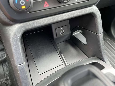 New 2025 Ford Ranger XL image 11