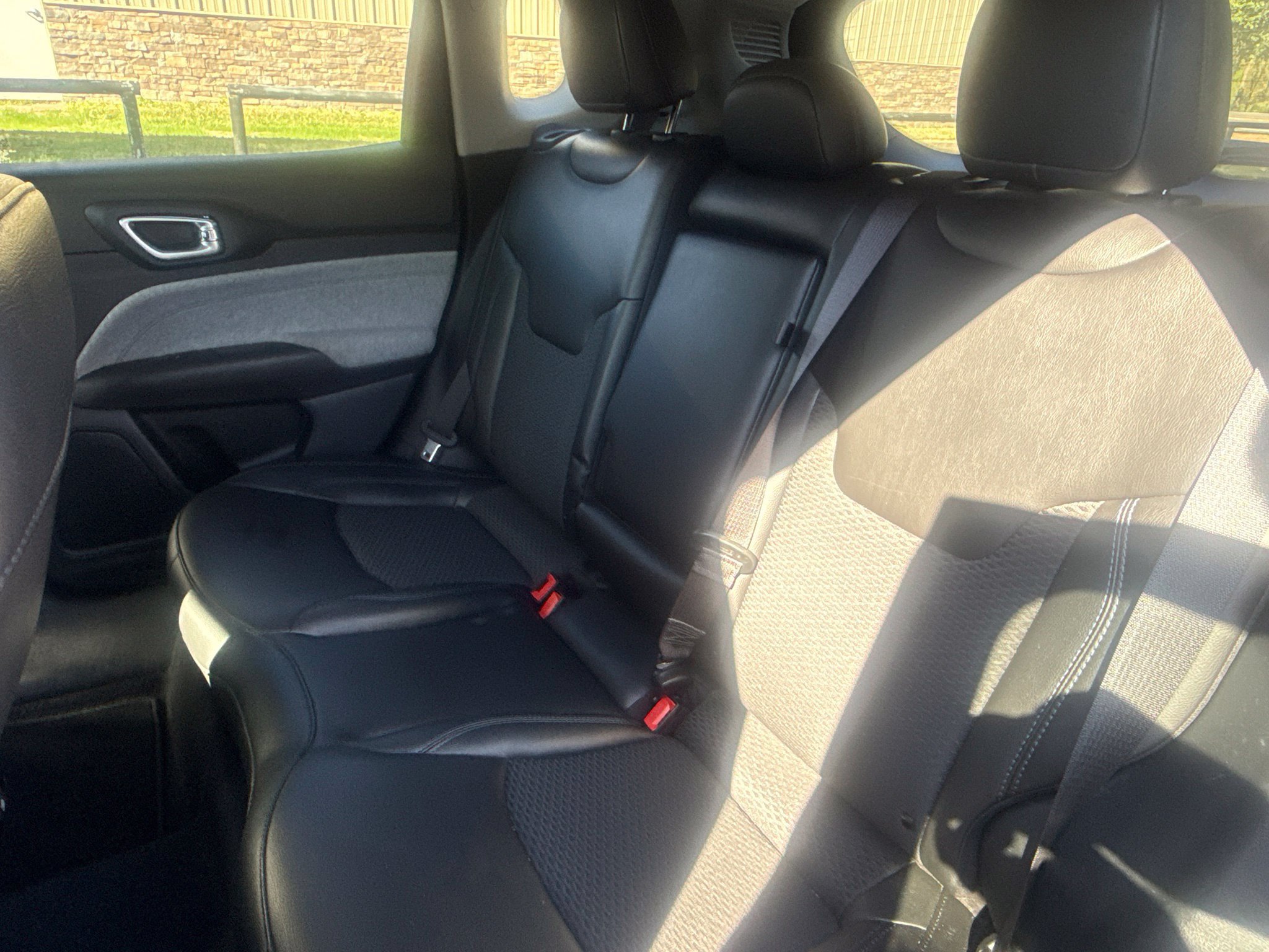 Used 2022 Jeep Compass Latitude FWD image 14