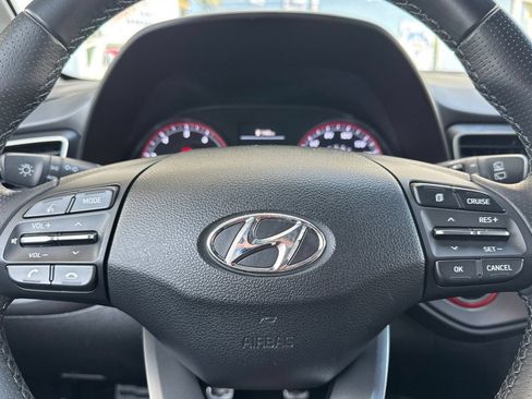 Used 2019 Hyundai Veloster Turbo Ultimate FWD image 25
