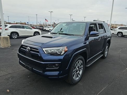 Used 2023 Toyota 4Runner TRD Sport image 7