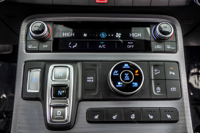 Used 2024 Hyundai Palisade Calligraphy AWD/4WD image 16