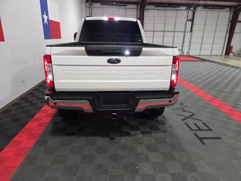 Used 2019 Ford F250 Lariat w/ Lariat Value Package image 27
