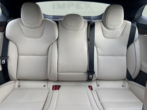 Used 2021 Tesla Model S Plaid image 12