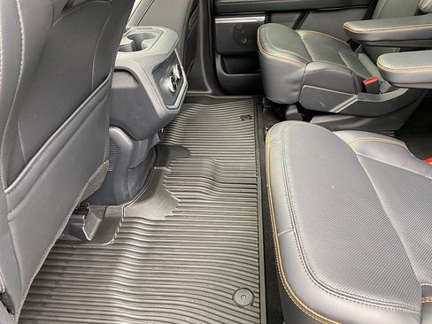 Certified 2025 Ford Expedition Tremor AWD/4WD image 33