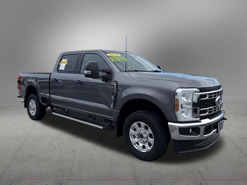 Used 2024 Ford F250 XLT w/ 360-Degree Camera Package AWD/4WD image 6