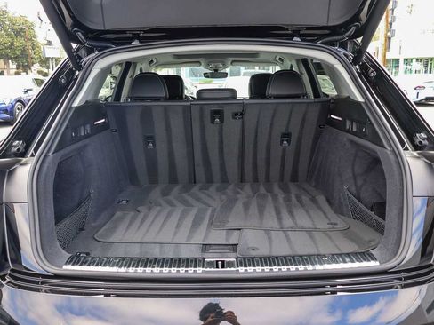 Used 2024 Audi Q8 e-tron Premium AWD/4WD image 24