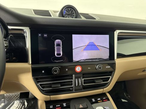 Certified 2024 Porsche Macan Turbo AWD/4WD image 29