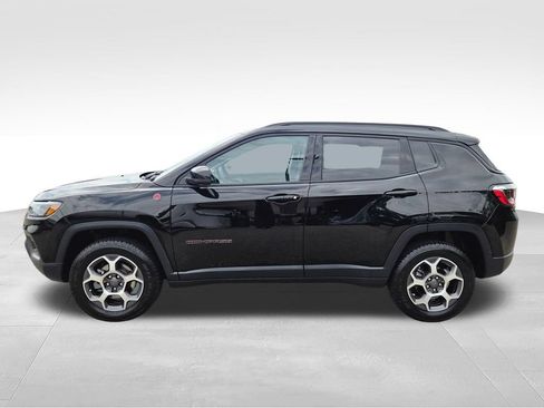 Used 2022 Jeep Compass Trailhawk AWD/4WD image 6