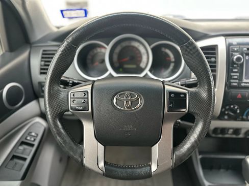 Used 2012 Toyota Tacoma 4x4 Double Cab w/ TRD Sport Pkg image 24