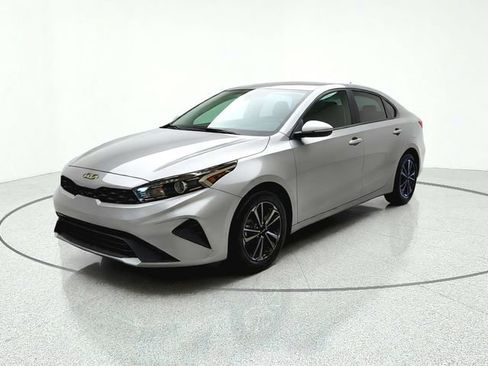 Certified 2024 Kia Forte LXS w/ LXS Technology Package FWD image 1