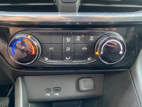 Used 2024 Buick Encore GX Sport Touring w/ Comfort Package image 22