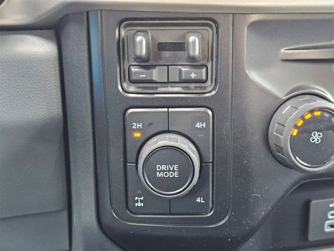 New 2026 Ford F250 XLT w/ FX4 Off-Road Package image 16