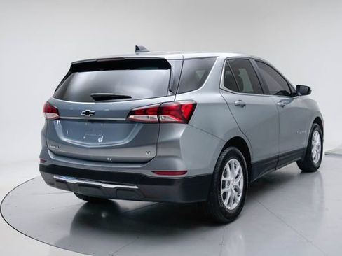 Used 2024 Chevrolet Equinox LT FWD image 23
