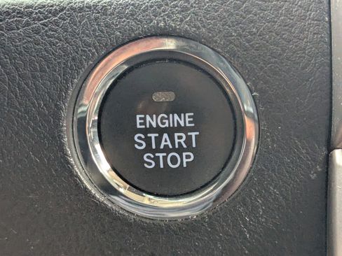 Used 2016 Toyota 4Runner Limited image 33