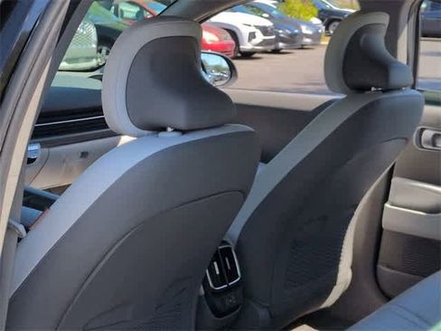 Certified 2025 Hyundai Ioniq 6 SEL image 19