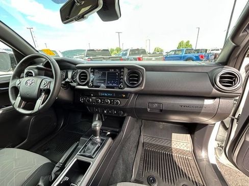 Used 2023 Toyota Tacoma TRD Off-Road w/ Black Out Package (TMS) AWD/4WD image 31