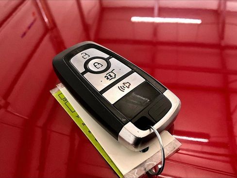 Certified 2020 Ford Explorer XLT w/ Class III Trailer Tow Package image 9