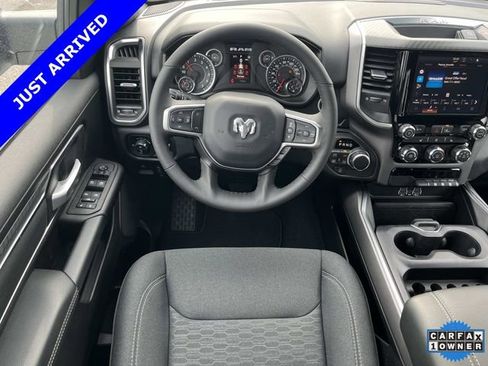 Certified 2025 RAM 1500 Big Horn AWD/4WD image 14