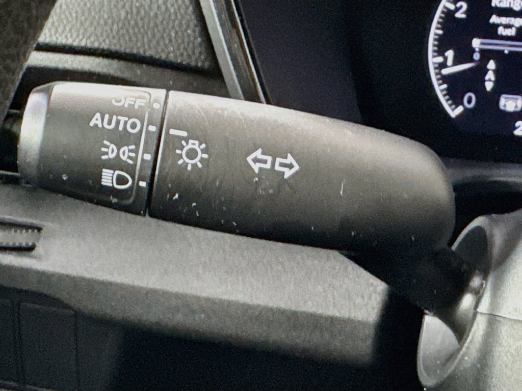 Used 2024 Honda CR-V EX image 12