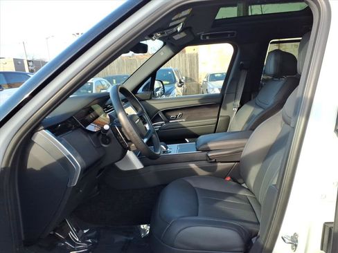 Used 2025 Land Rover Range Rover Long Wheelbase SE image 23