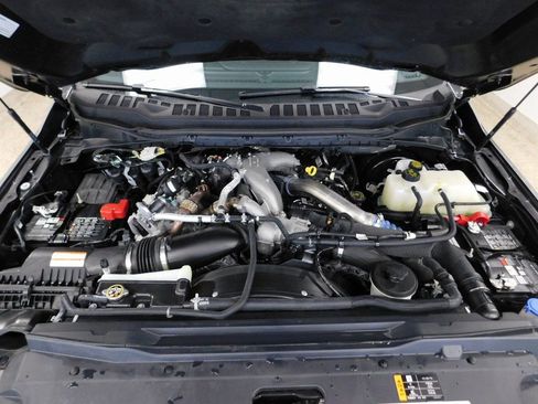 Used 2025 Ford F250 Platinum image 12