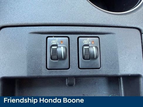 Used 2017 Toyota Camry XSE w/ Advanced Technology Package FWD image 32