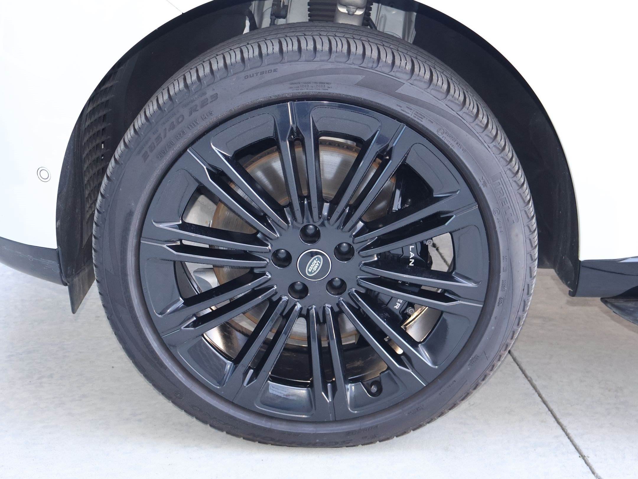 Certified 2024 Land Rover Range Rover Autobiography AWD/4WD image 13