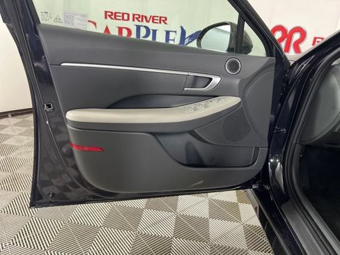 Used 2025 Hyundai Sonata SEL FWD image 10