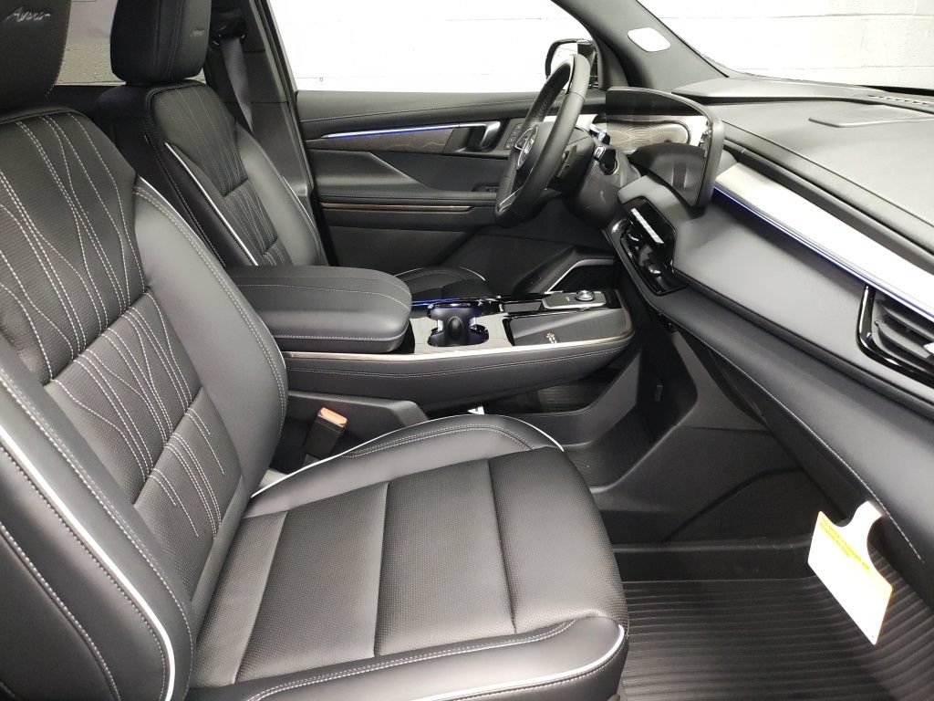 New 2026 Buick Enclave Avenir AWD/4WD image 7