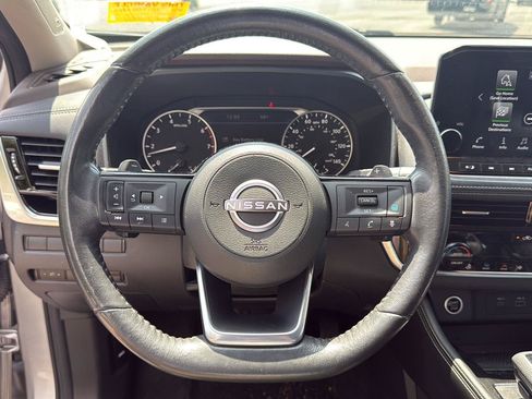 Used 2022 Nissan Rogue SL w/ SL Premium Package AWD/4WD image 5
