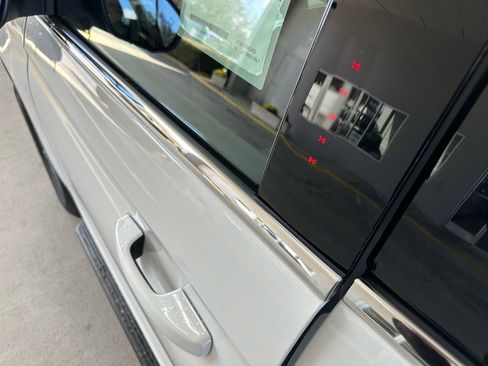 New 2025 Ford Expedition Active image 14