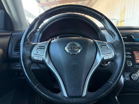 Used 2013 Nissan Altima 2.5 SL FWD image 21