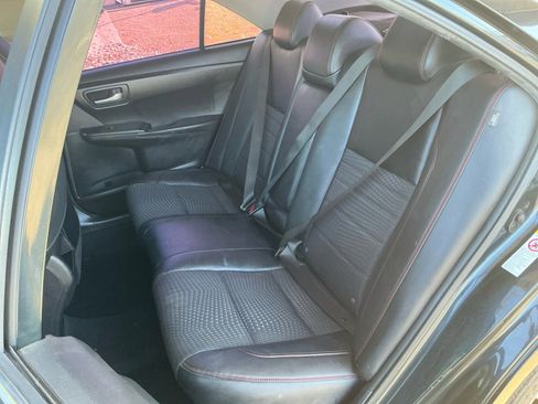 Used 2015 Toyota Camry SE image 15