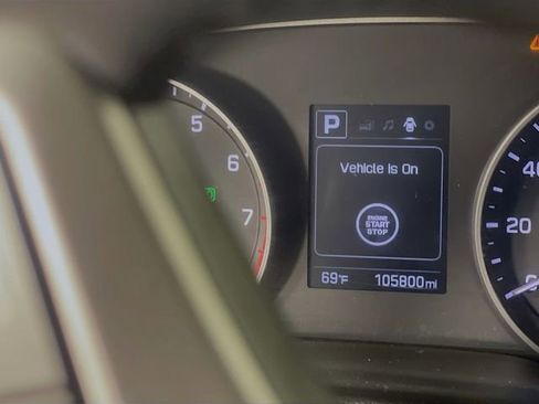 Used 2018 Hyundai Elantra Value Edition FWD image 13