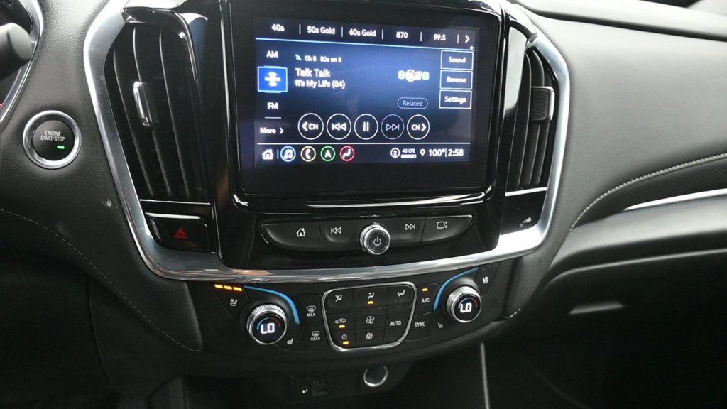 Used 2023 Chevrolet Traverse Premier FWD image 12
