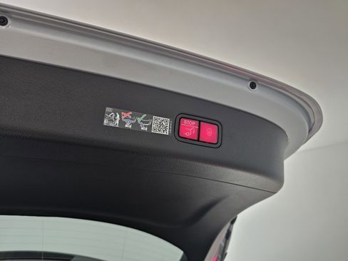 New 2026 Mercedes-Benz GLC 300 4MATIC image 26