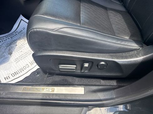 Used 2022 Lexus RX 450hL AWD w/ Premium Package image 21