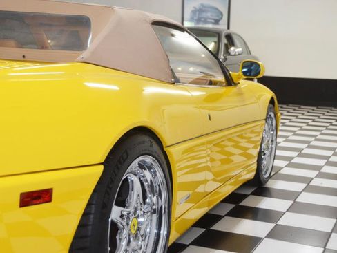 Used 1998 Ferrari F355 Spider RWD image 14