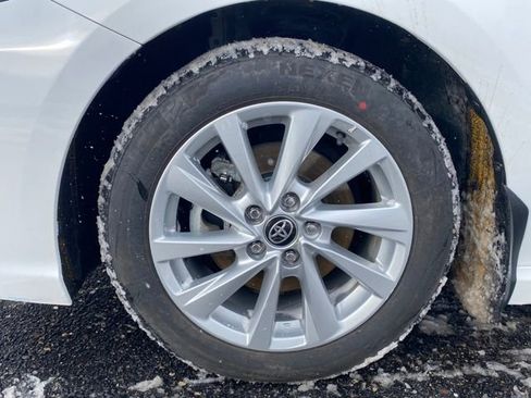 Used 2023 Toyota Camry SE image 22