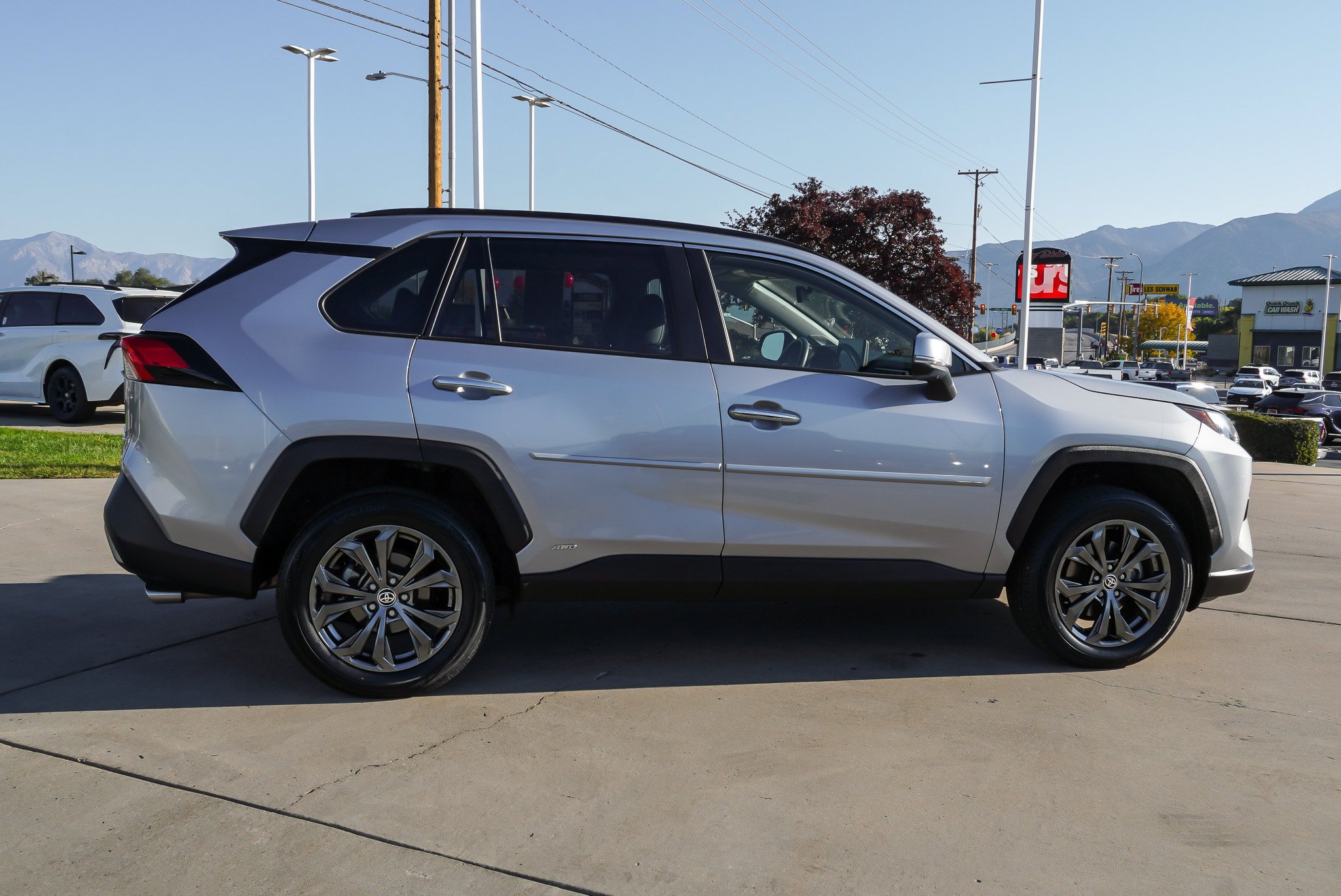 Certified 2023 Toyota RAV4 Limited AWD/4WD image 9
