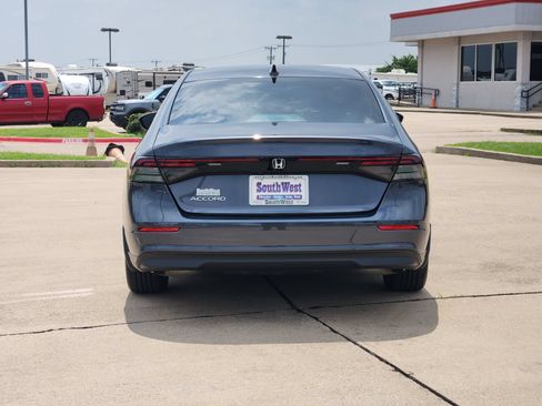 Used 2023 Honda Accord LX image 8
