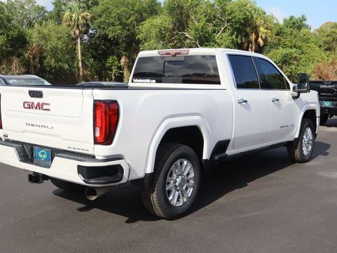 Used 2020 GMC Sierra 2500 Denali w/ Denali Ultimate Package AWD/4WD image 9
