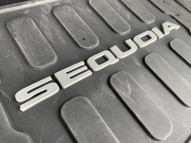 Used 2024 Toyota Sequoia SR5 w/ SR5 Premium Package AWD/4WD image 40