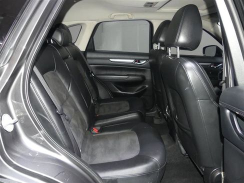 Used 2019 MAZDA CX-5 Touring image 28
