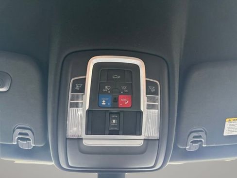 Used 2020 RAM 1500 Laramie w/ Sport Appearance Package AWD/4WD image 17