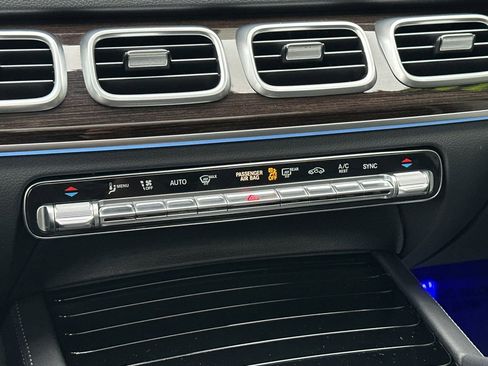 Certified 2025 Mercedes-Benz GLE 350 4MATIC image 28