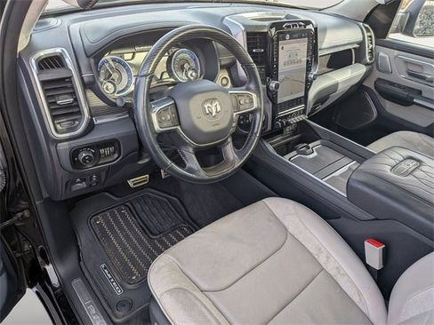 Used 2022 RAM 1500 Limited image 11