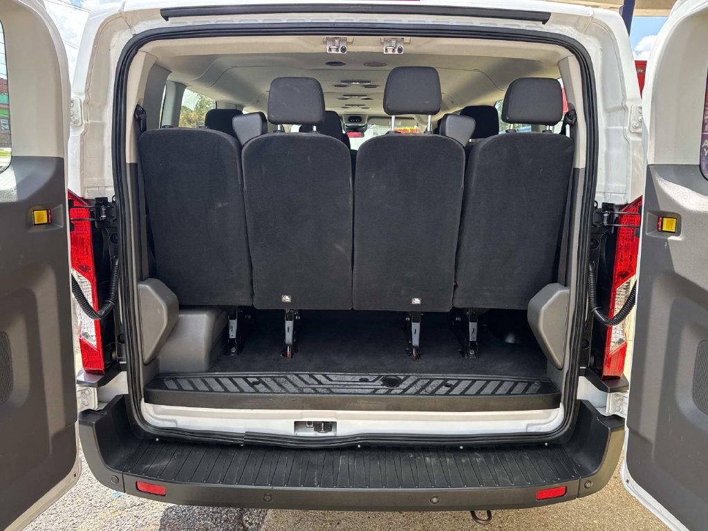 Used 2023 Ford Transit 350 XLT RWD image 9