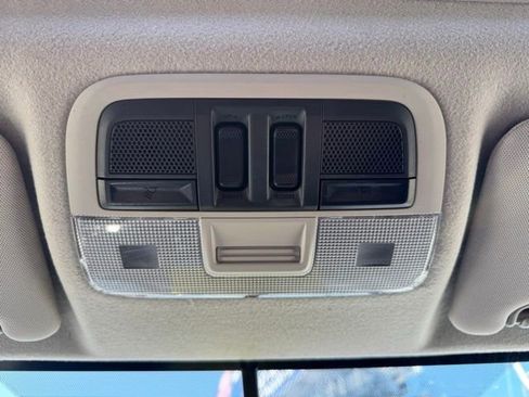 Used 2017 Subaru Crosstrek 2.0i Premium w/ Special Edition image 33