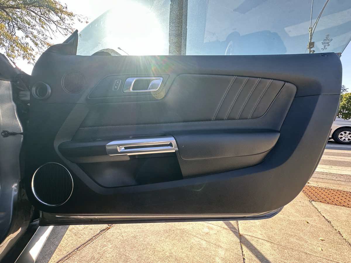 Used 2022 Ford Mustang GT Premium RWD image 32
